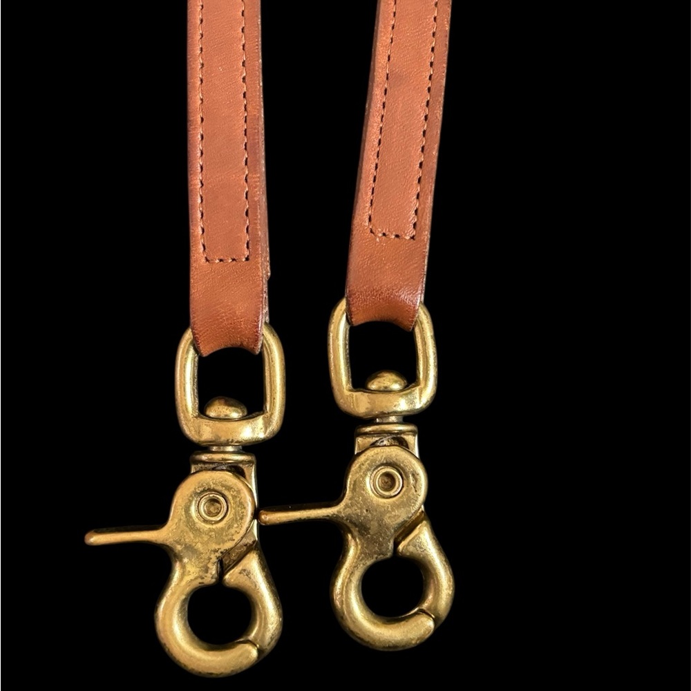 Coach Vintage Elegant Tan Leather Strap with Gold Hardware